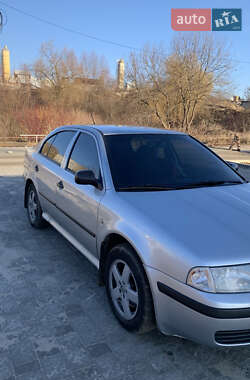 Ліфтбек Skoda Octavia 2001 в Брюховичах