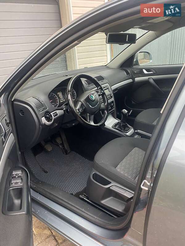 Универсал Skoda Octavia 2012 в Сарнах фото 22 Универсал Skoda Octavia 2012 в Сарнах