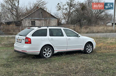 Универсал Skoda Octavia 2010 в Полтаве