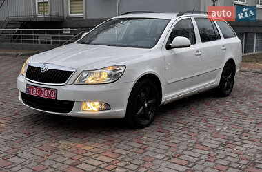 Универсал Skoda Octavia 2011 в Лубнах