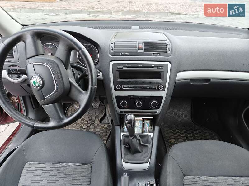 Лифтбек Skoda Octavia 2012 в Корсуне-Шевченковском фото 10 Лифтбек Skoda Octavia 2012 в Корсуне-Шевченковском