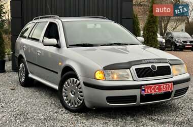 Универсал Skoda Octavia 2008 в Дрогобыче