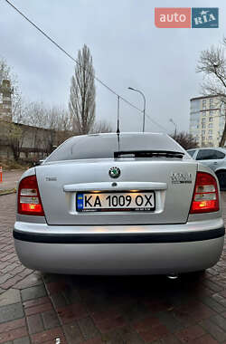 Лифтбек Skoda Octavia 2008 в Киеве