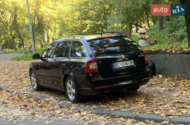 Универсал Skoda Octavia 2012 в 