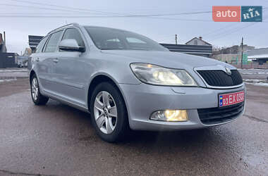 Универсал Skoda Octavia 2011 в Бахмаче