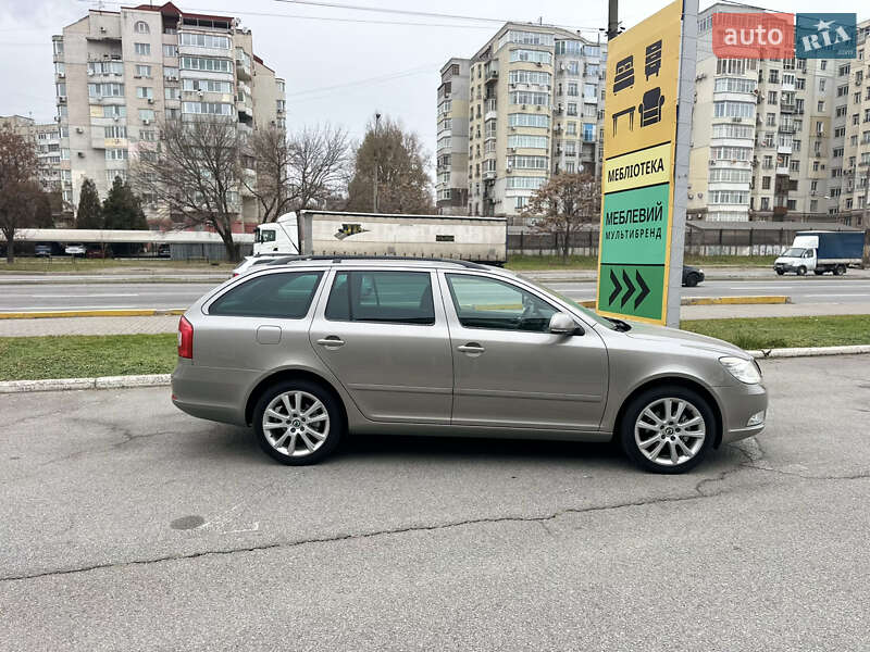 Універсал Skoda Octavia 2011 в Запоріжжі