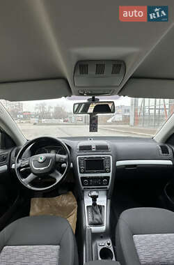 Универсал Skoda Octavia 2011 в 