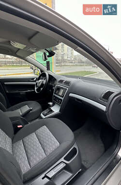 Универсал Skoda Octavia 2011 в 