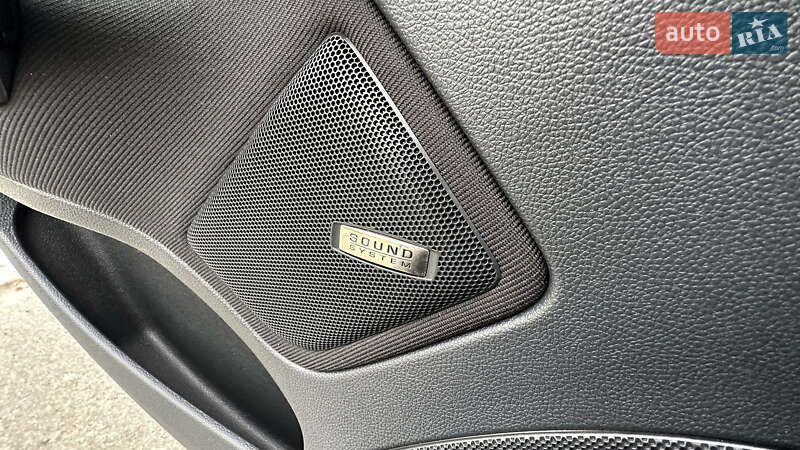 Універсал Skoda Octavia 2011 в Запоріжжі