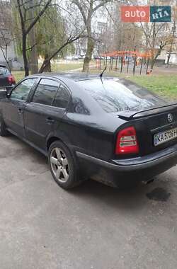 Лифтбек Skoda Octavia 2001 в Киеве