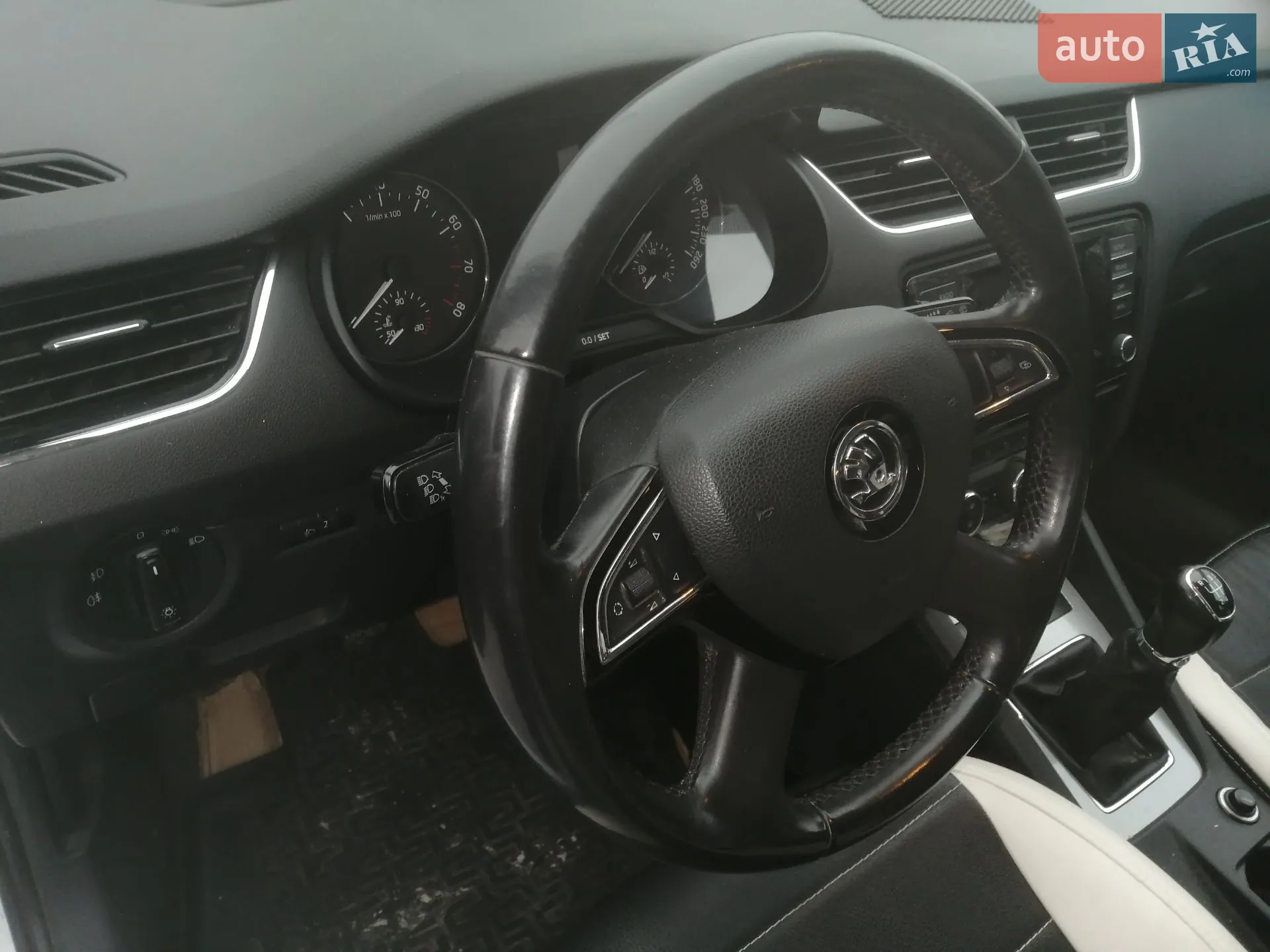 2013 Skoda Octavia - мініатюра 14