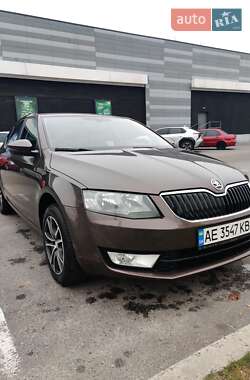 Ліфтбек Skoda Octavia 2014 в Дніпрі