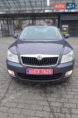 Універсал Skoda Octavia 2010 в Луцьку