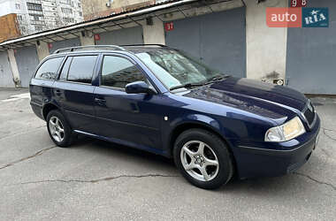 Універсал Skoda Octavia 2004 в Одесі