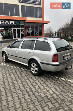 Універсал Skoda Octavia 2002 в Хмельницькому