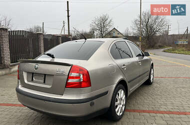 Лифтбек Skoda Octavia 2006 в Шепетовке