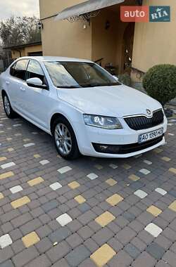 Лифтбек Skoda Octavia 2015 в Тячеве