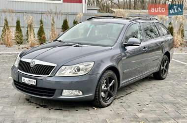 Універсал Skoda Octavia 2010 в Луцьку