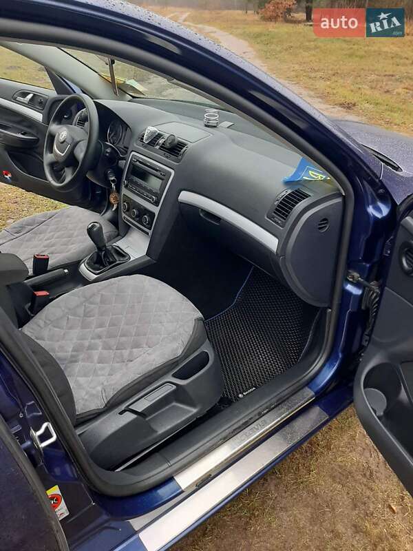 Универсал Skoda Octavia 2009 в Жовкве