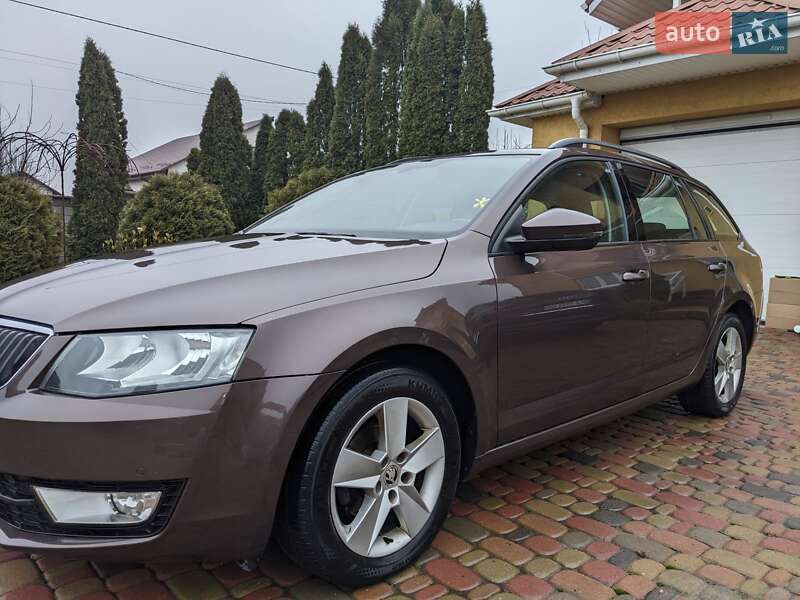 Універсал Skoda Octavia 2015 в Рівному