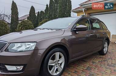 Универсал Skoda Octavia 2015 в 