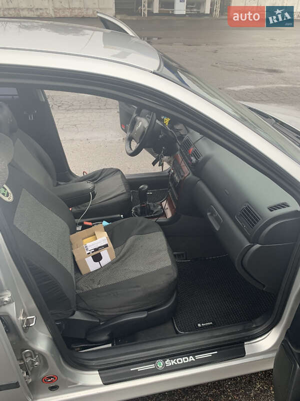 Ліфтбек Skoda Octavia 2004 в Полтаві