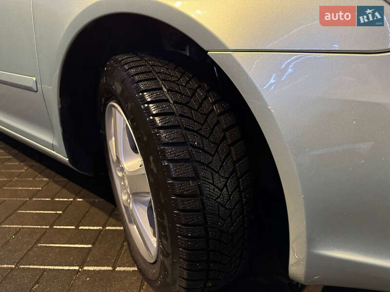 Ліфтбек Skoda Octavia 2009 в Черкасах