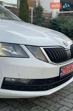 Ліфтбек Skoda Octavia 2019 в Стрию