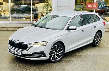 Универсал Skoda Octavia 2020 в Киеве