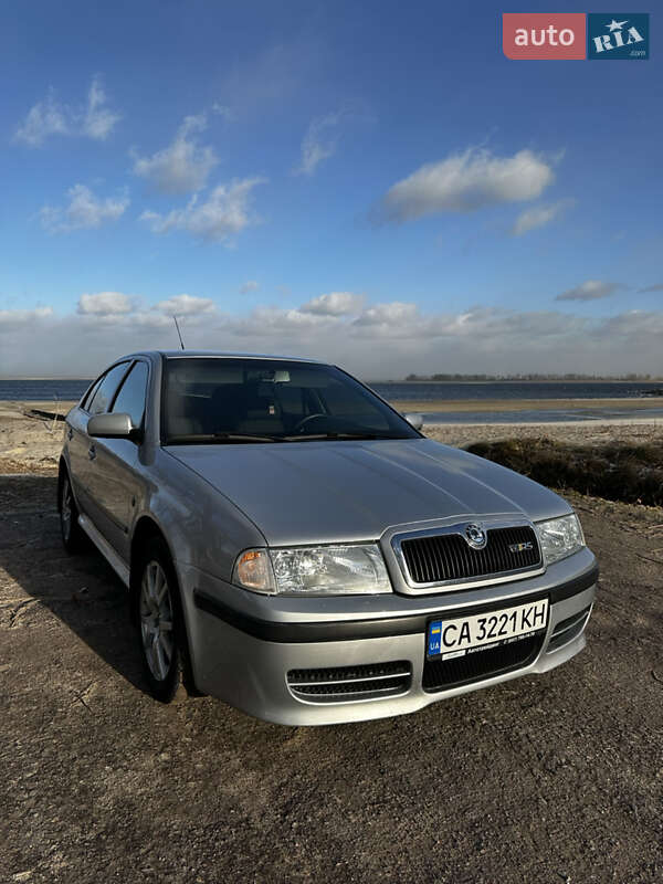 Лифтбек Skoda Octavia 2008 в 