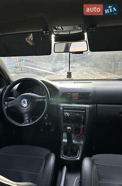 Лифтбек Skoda Octavia 2008 в 