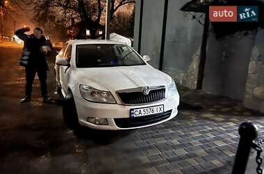 Лифтбек Skoda Octavia 2012 в 