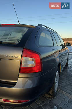 Универсал Skoda Octavia 2011 в Костополе