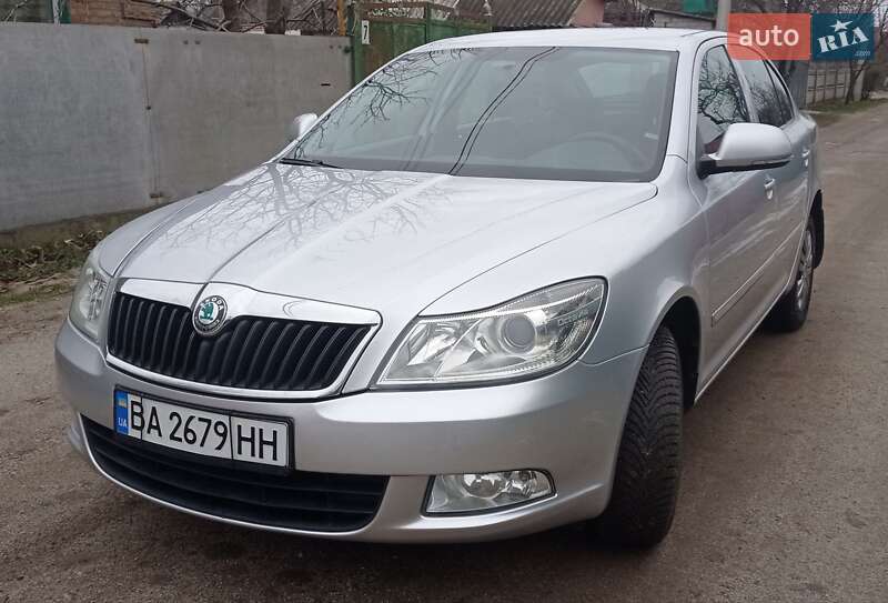 Лифтбек Skoda Octavia 2012 в 