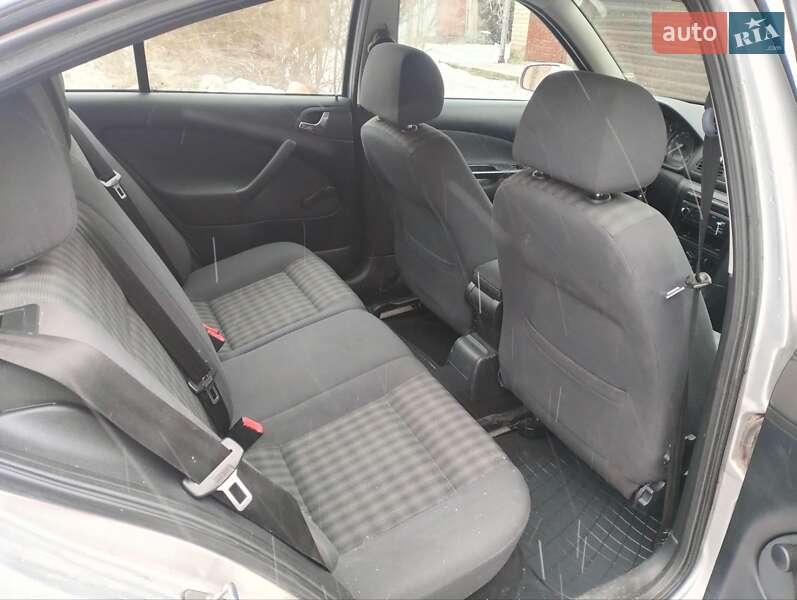 Лифтбек Skoda Octavia 2008 в Виннице