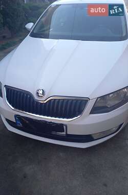 Лифтбек Skoda Octavia 2015 в Ужгороде