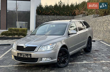 Універсал Skoda Octavia 2011 в Ужгороді