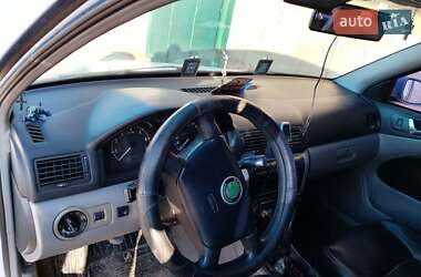 Лифтбек Skoda Octavia 2000 в Мурованых Куриловцах