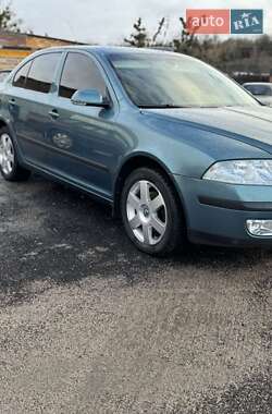 Лифтбек Skoda Octavia 2006 в Каневе