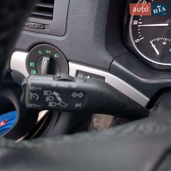 Универсал Skoda Octavia 2009 в Кельменцах