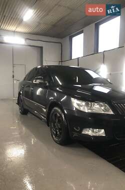 Лифтбек Skoda Octavia 2009 в 
