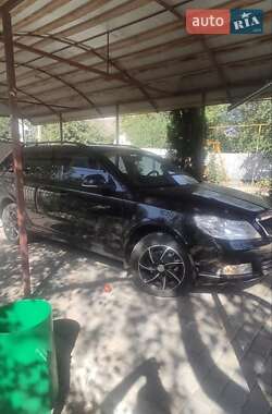 Універсал Skoda Octavia 2010 в Гадячі