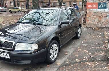 Універсал Skoda Octavia 2006 в Черкасах