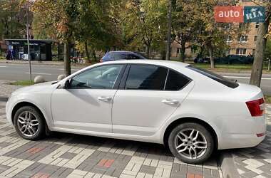 Лифтбек Skoda Octavia 2013 в 