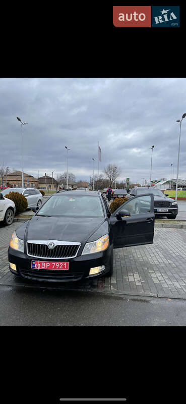 Універсал Skoda Octavia 2010 в Виноградові