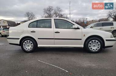 Лифтбек Skoda Octavia 1999 в Киеве