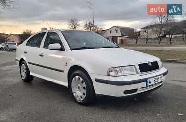 Лифтбек Skoda Octavia 1999 в Киеве