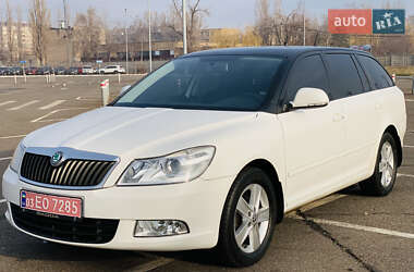 Універсал Skoda Octavia 2010 в Кривому Розі