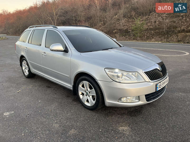 Универсал Skoda Octavia 2009 в Ямполе