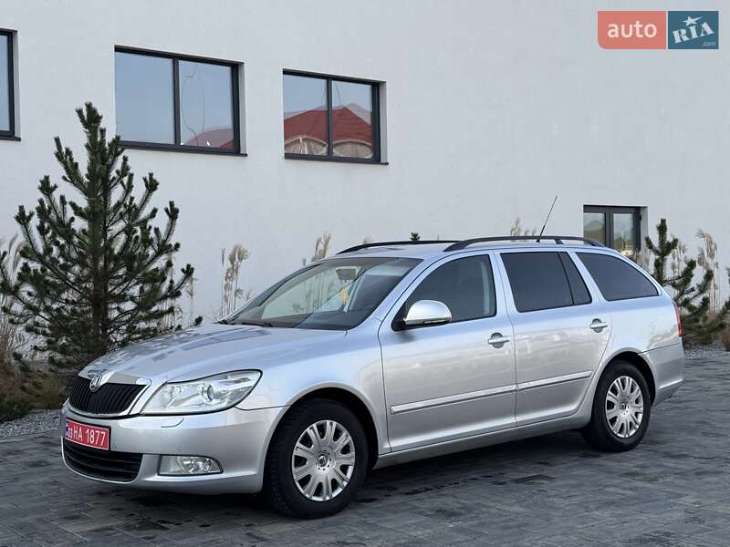 Универсал Skoda Octavia 2010 в Луцке